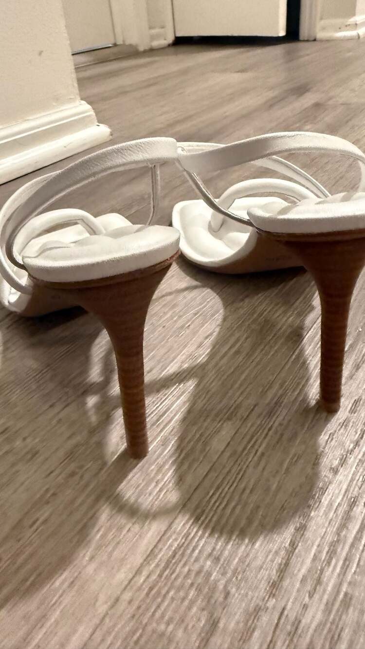 Jacquemus Les Sandales Cuscinu Padded White Leather Slingback Sandals - Picture 5 of 6